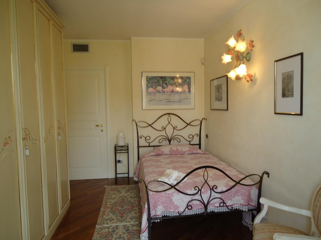 B&B La Casa Di Susy-Verona Ruang foto